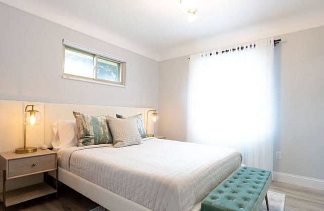 Immaculate & Opulent: Your Luxe Home Base
