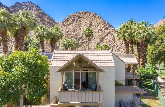 Immaculately Kept Tuscan Treehouse- Indian Wells Country Club