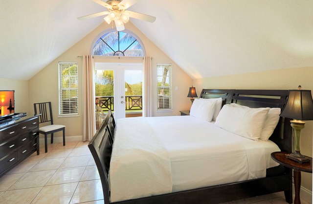 Immerse in tranquility of Travellers Room at Award-Winning Shangri-La B & B