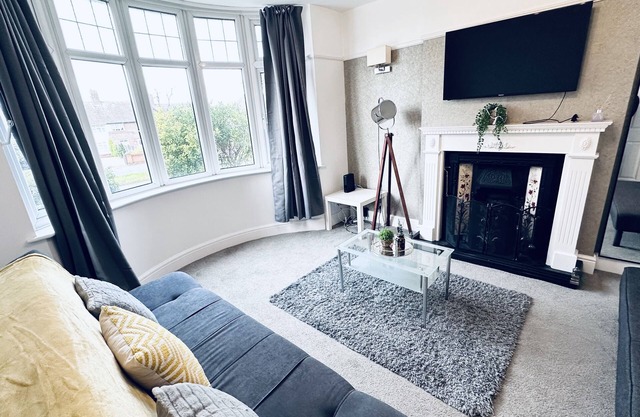 Impeccable 3-bed House in Nottingham Central