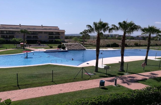 Impresionante alojamiento compuesto por 2 Chalets Adosados de lujo para 14 personas Piscina con CIRCUITO SPA