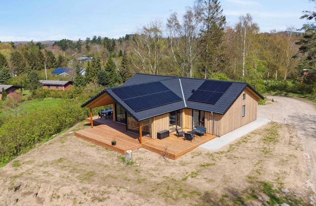 Impressive holiday cottage, by the Helsnæs Bay!