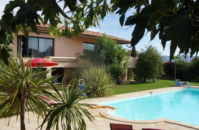 IN CHARME VILLA SAGONE GROSSE SWIMMINGPOOL SUPERB FRAME IN DER NÄHE ALLER STRÄNDE