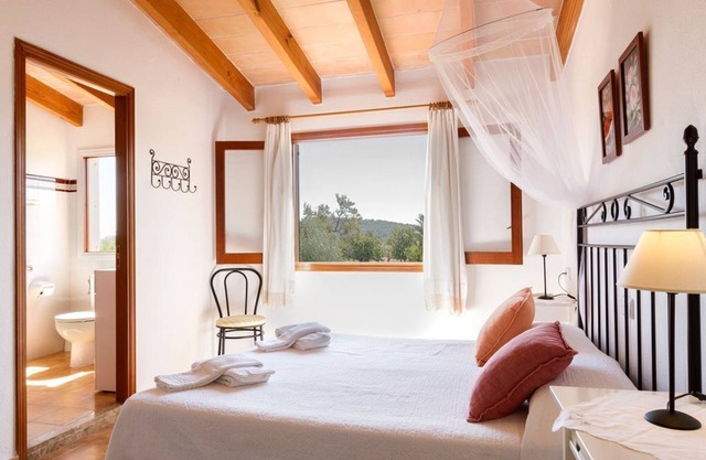 Idyllische Lage mit Pool – Finca Can Baster