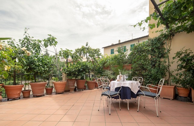 Im Zentrum von Florenz 140 qm grosse Wohnung mit Terrasse