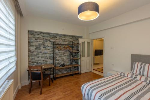 In the Centre of Taksim and Galataport 3 Bedroom and 1 Living Room