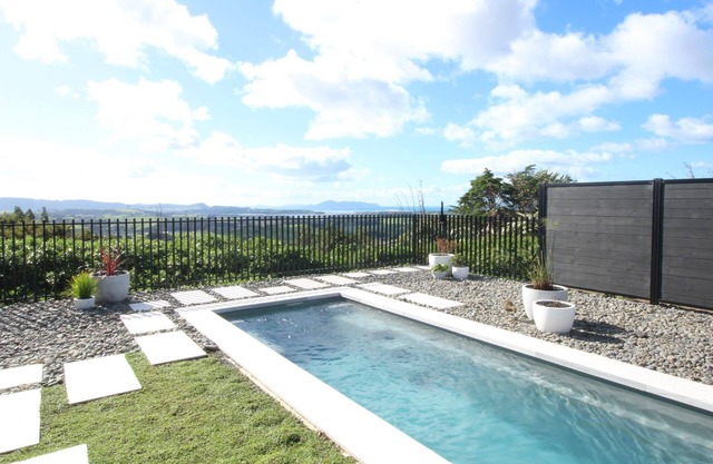 In the Clouds - Luxury accommodation with stunning views, spa and pool