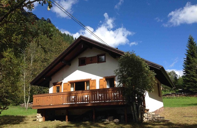 In den Dolomiten des Trentino mit Ihrem 4-beinigen Freunde