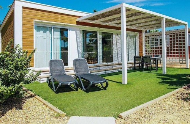 In the heart of Costa Blanca! TWO Modern Cabins, Indoor and Outdoor Pools, Spa!