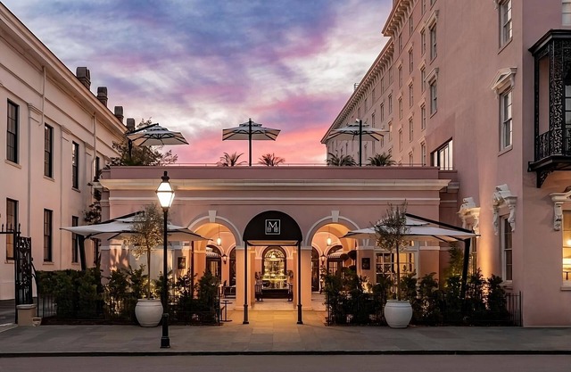 In the Heart of Downtown Charleston! Walk to King Street, w/ Outdoor Pool