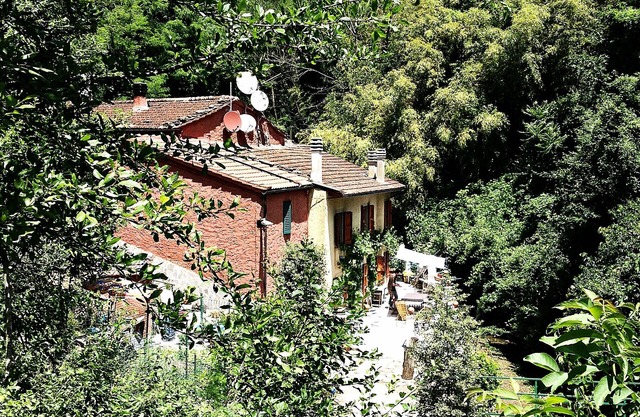 IM HERZEN VON MUGELLO, AUF EINEM TORRENT, IN EINEM KLEINEN HAMLET