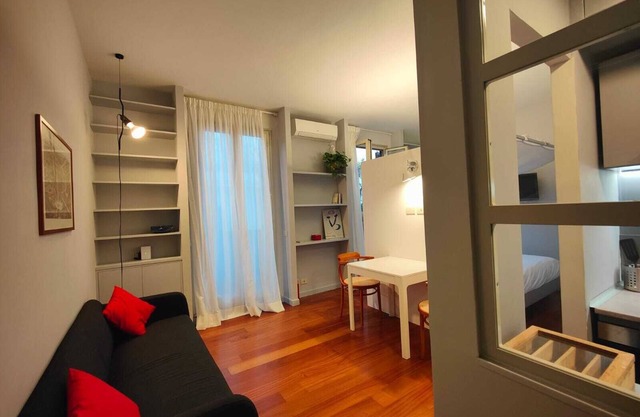 In the heart of Rome, very bright studio apartment in Piazza del Popolo