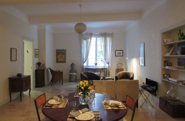 Im Herzen der Altstadt, eine ruhige und raffinierte provenzalische Wohnung