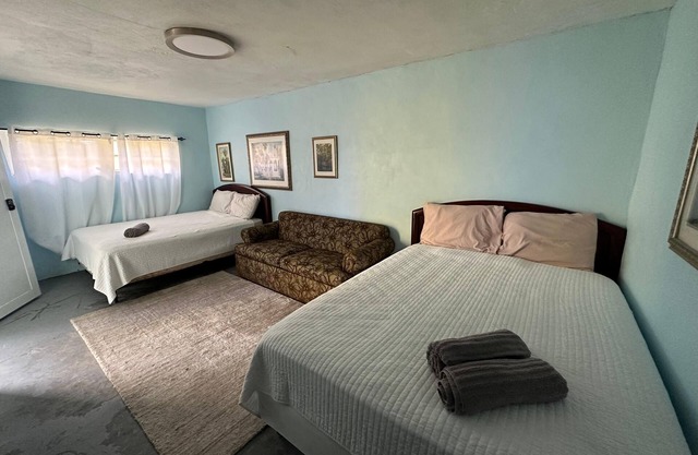 In This Coastal 1 BR/1BA Arecibo UNIT 2