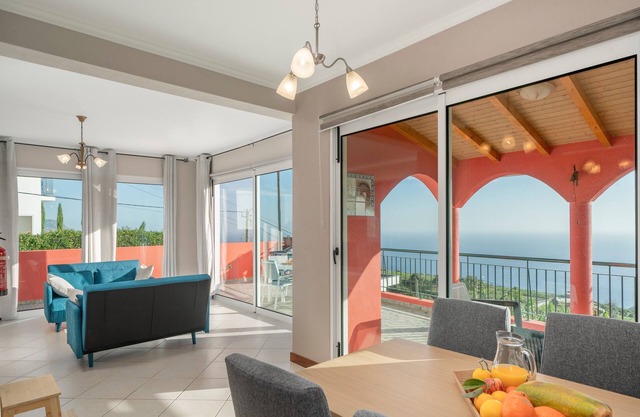 In tranquil countryside, great seaview, Vista Mar
