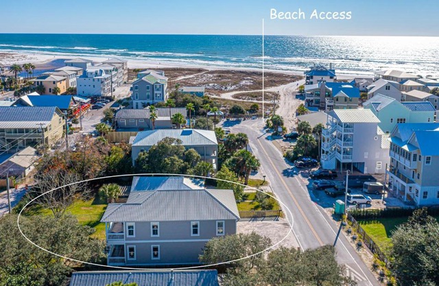 IncogBeachO - 505 Defuniak Street