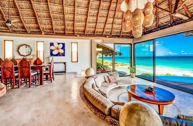 Incredible Beachfront Villa in Tulum - 10 People