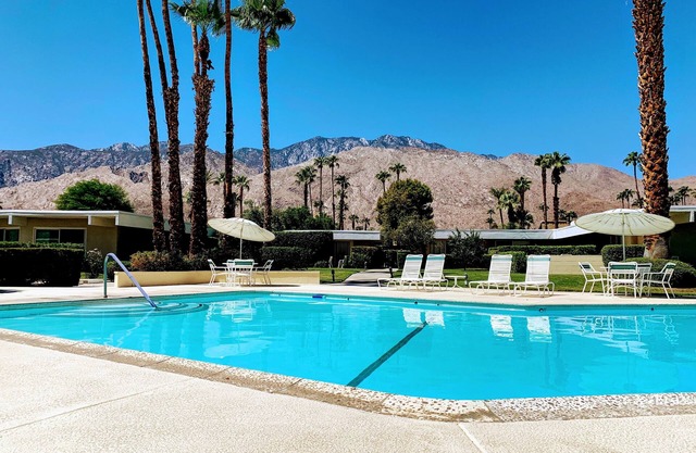 Unglaubliche Aussicht auf die Berge - Entspannen Sie im sonnigen Palm Springs