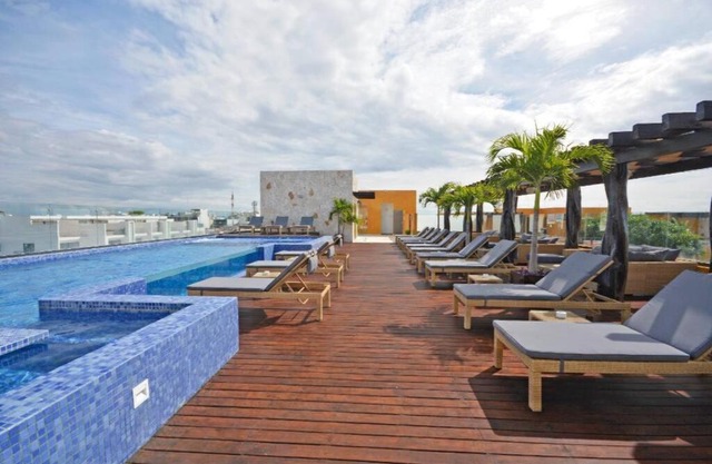 INCREDIBLE PENTHOUSE AT PLAYA DEL CARMEN