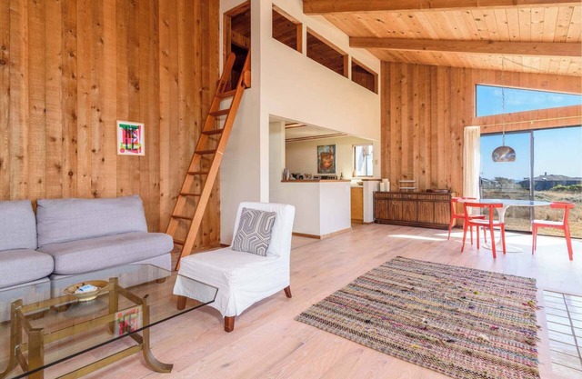 Incredible Sea Ranch Escape for 6, w/ Ocean Trail!
