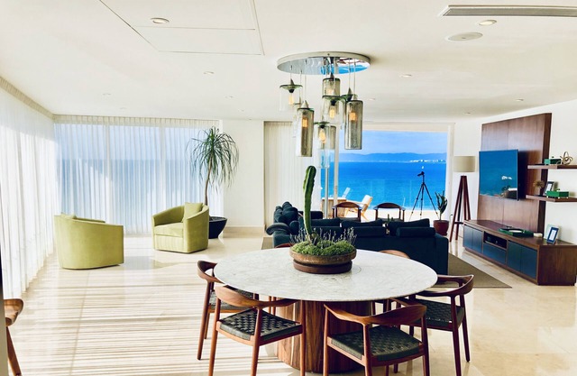 INDAH SKIES # 7D von Sayan, Conchas Chinas, Custom !! 46 private Residenzen, Mitarbeiter