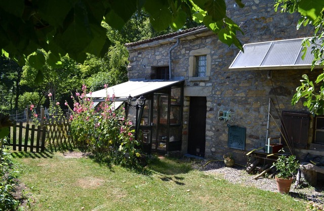 unabhängiges Studio im Haus auf dem Land