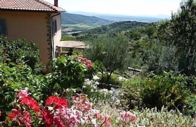 Unabhängige Unterkunft in Villa mit eigenem Pool und freiem Blick