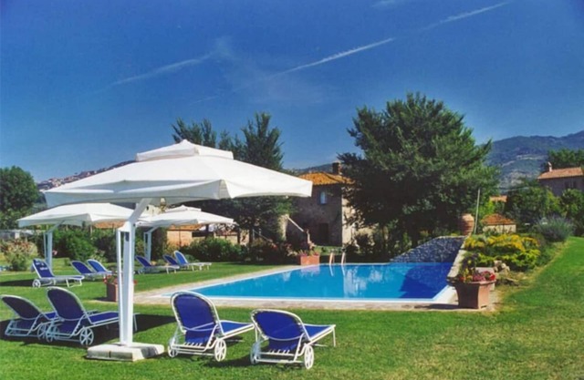 Die Bozzino und der Entwurf, Selbstversorger-Apartments mit Pool