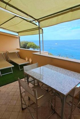 Independent apartment with spectacular view