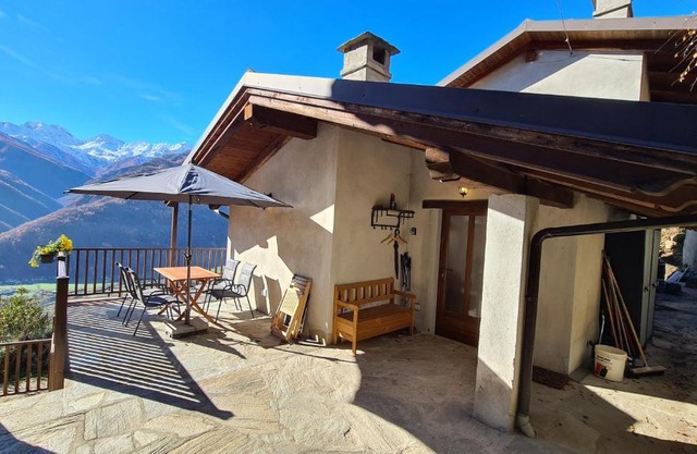 Independent chalet with breathtaking view