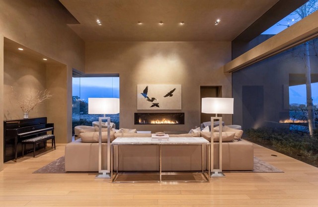 Indian Pony Estate offers luxury accommodations with stunning mountain views