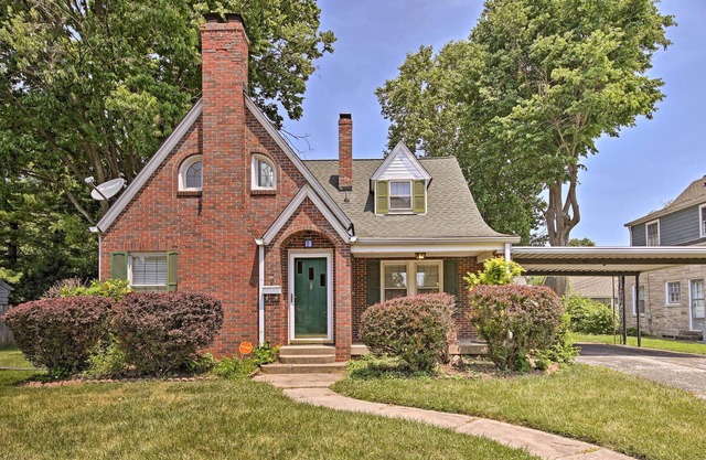 Umgestaltetes Indianapolis Home w / Deck-Walk zum IMS