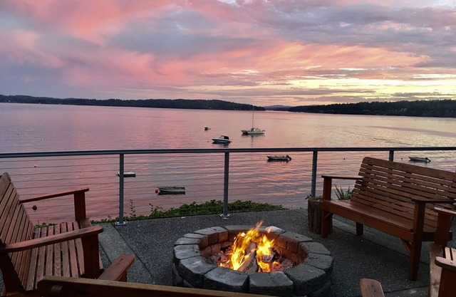 Indianola Beach House - ein Puget Sound WATERFRONT Home!
