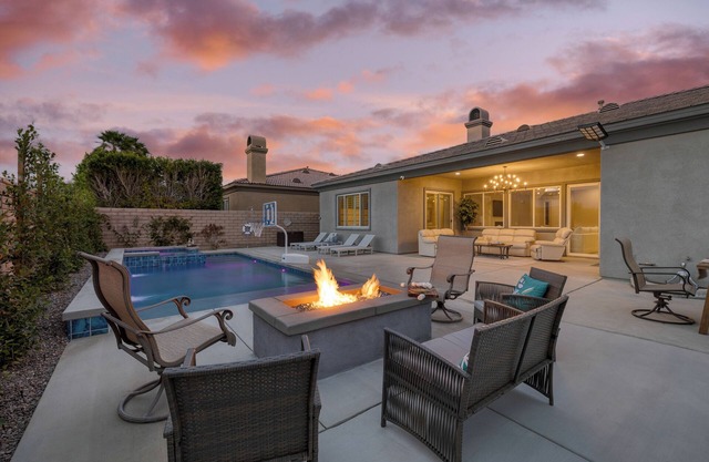 Indio Echo | AvantStay | Terra Lago Retreat + Pool, Firepit, Outdoor Kitchen