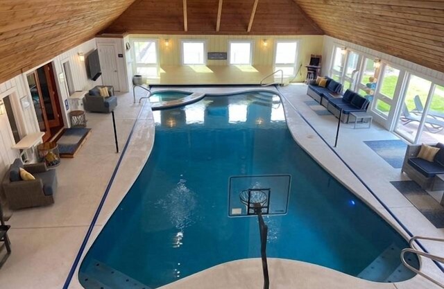 Indoor Pool by Lake Michigan Beaches & Grand Haven / Slps 24 w/ Tennis & Hot Tub
