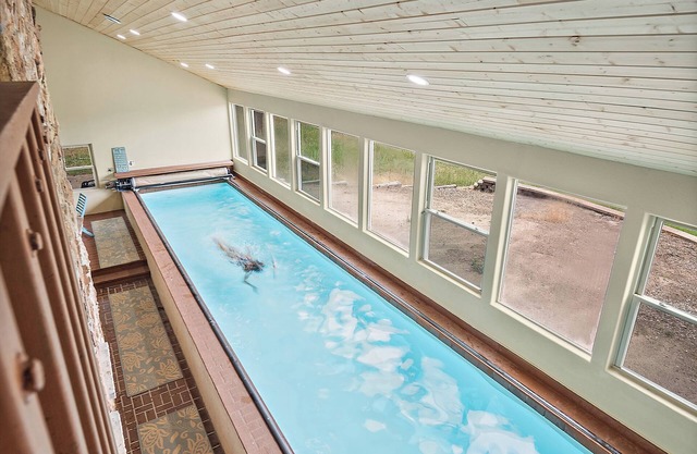 PRIVATE Indoor 44ft beheizter Pool mit perfekter Aussicht auf die Pikes! Videotour