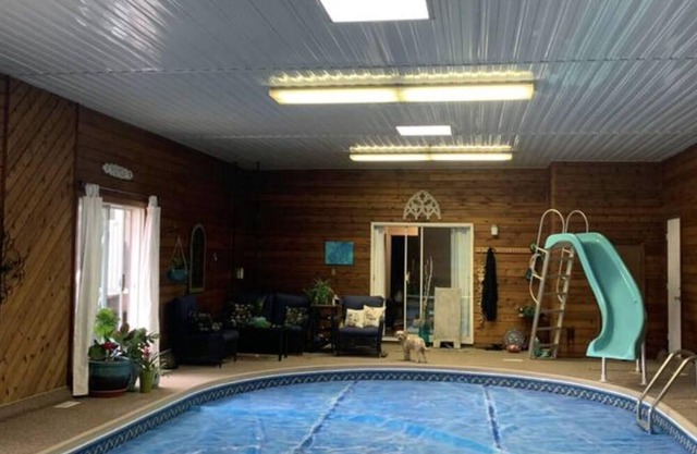 Indoor Heated Pool, Bright Beautiful Home - Great Location!