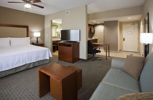 Indulge in Home-Like Comfort! Kitchen, Indoor Pool, Pets Allowed!