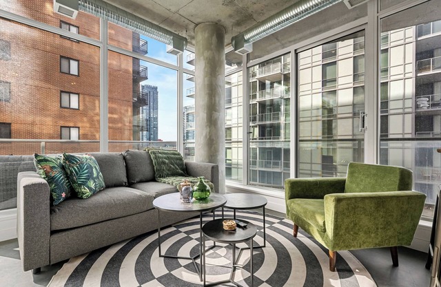 Industrial 1BR w Office, Views, AC, XL Patio
