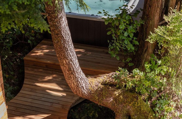 Inlet view carriage house, private hot tub, 2 bedroom/2 bath