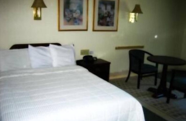 Inn At Arbor Ridge Hotel & Conference Center