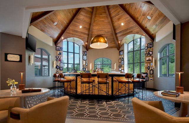 Inn at Bellefield / Hyde Park, Residence Inn by Marriott