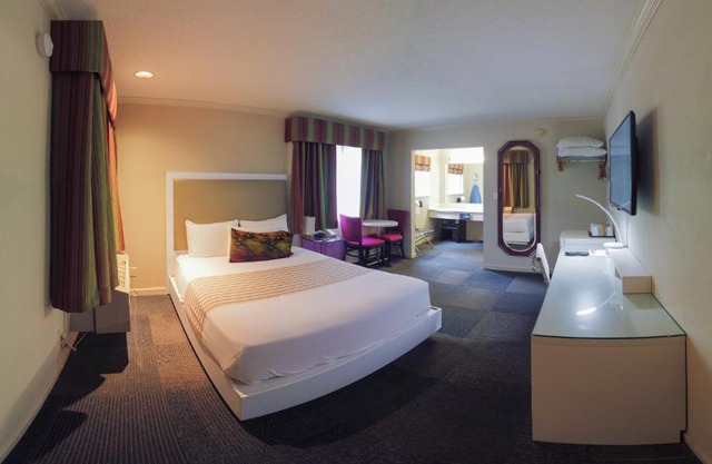 Inn at Golden Gate