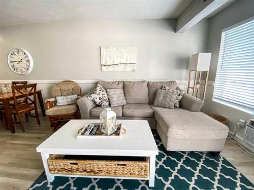 Inn Building Condo 203, Remolded with Lake View