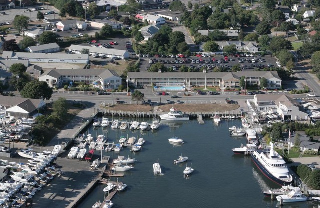 InnSeason Resorts HarborWalk