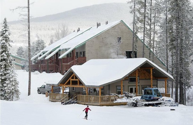 Innwest Kirkwood Inn