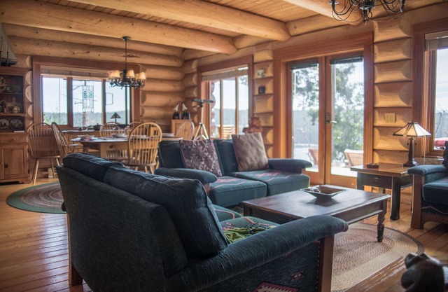 InTheBluff - Galiano Oceanside Blockhaus