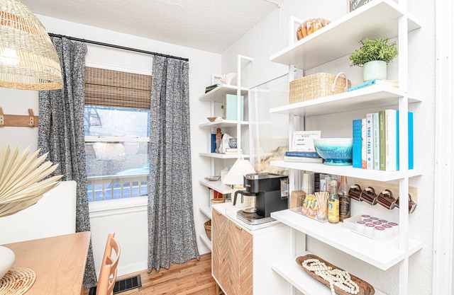 Inviting 2BR home in central COMO