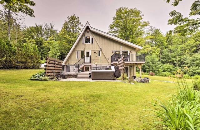 Inviting A-Frame Cabin with Saltwater Hot Tub!