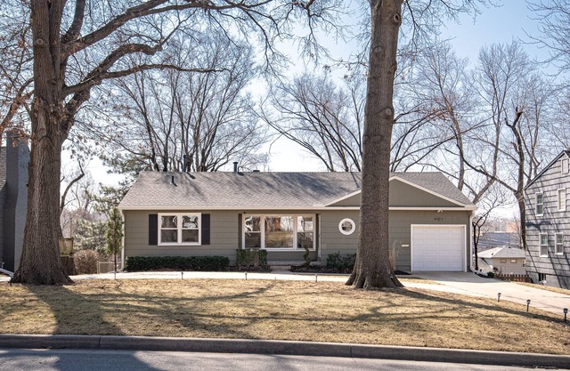 Inviting and Centrally Located Home in Kansas City